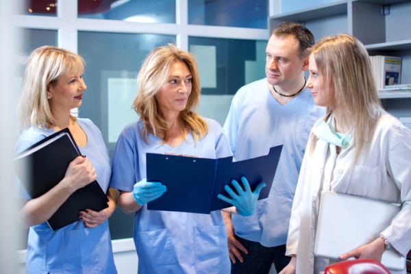 The Importance of Collaboration Between Dentists and Dental Labs